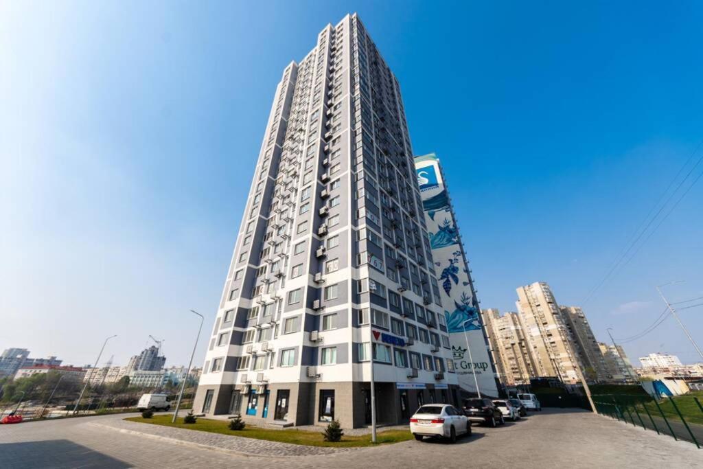 Квартира Люкс В Жк Лебединый, Ул. Ревуцкого 40 Г Kiew Exterior foto